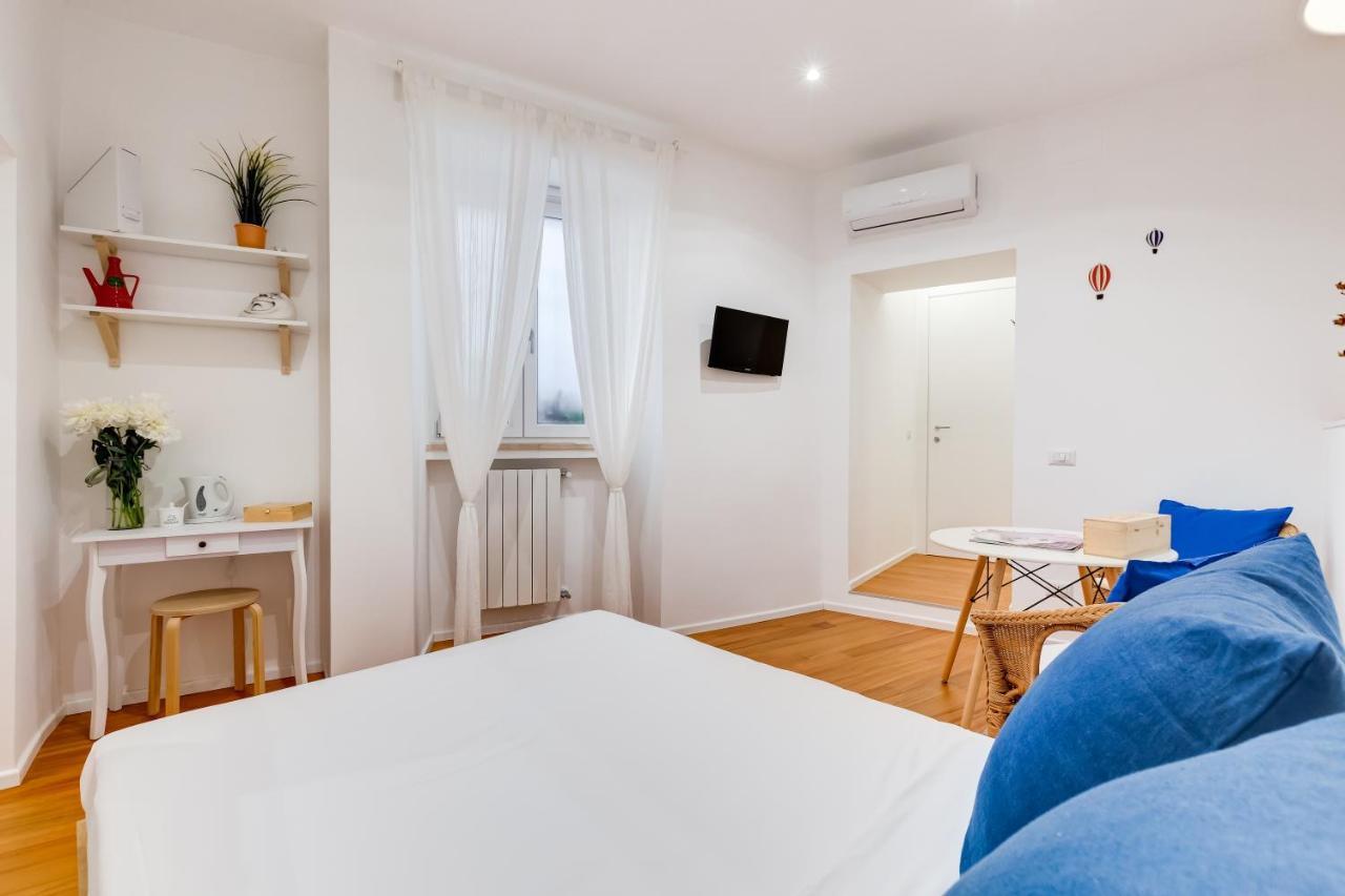 Lovely And Modern Nest Near The Colosseum Рим Екстер'єр фото