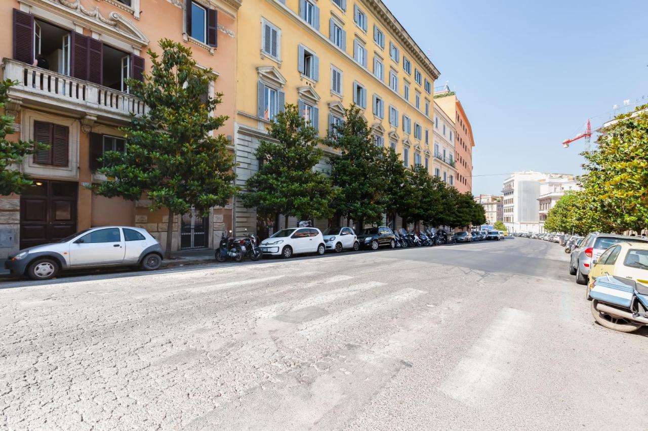 Lovely And Modern Nest Near The Colosseum Рим Екстер'єр фото